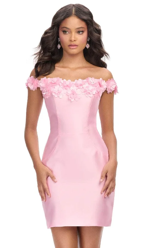 Effortless Chic Apparel Ashley Lauren 4784 - Off Shoulder Bodycon Cocktail Dress